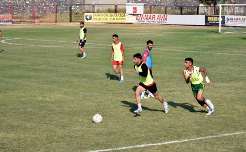 Siverek Belediye spor alt yapı futbolcu seçmeleri yapıldı
