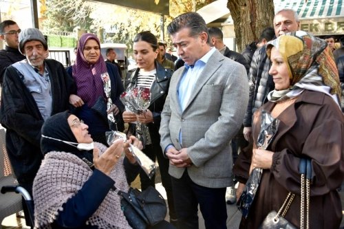 Siverek'te özel gereksinimli vatandaşlara tekerlekli sandalye desteği