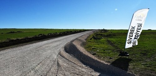 SİVEREK KIRSALINDA YOL ÇALIŞMALARI SÜRDÜRÜLÜYOR