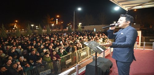 SİVEREK'TE RAMAZAN COŞKUSU ABDURRAHMAN ÖNÜL KONSERİYLE DORUĞA ÇIKTI