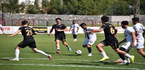 SİVEREK BELEDİYESPOR’DAN FARKLI GALİBİYET: 7-1