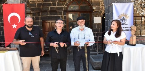 ''MARİFET ASASI” SERGİSİ SİVEREK’TE SANATSEVERLERLE BULUŞTU